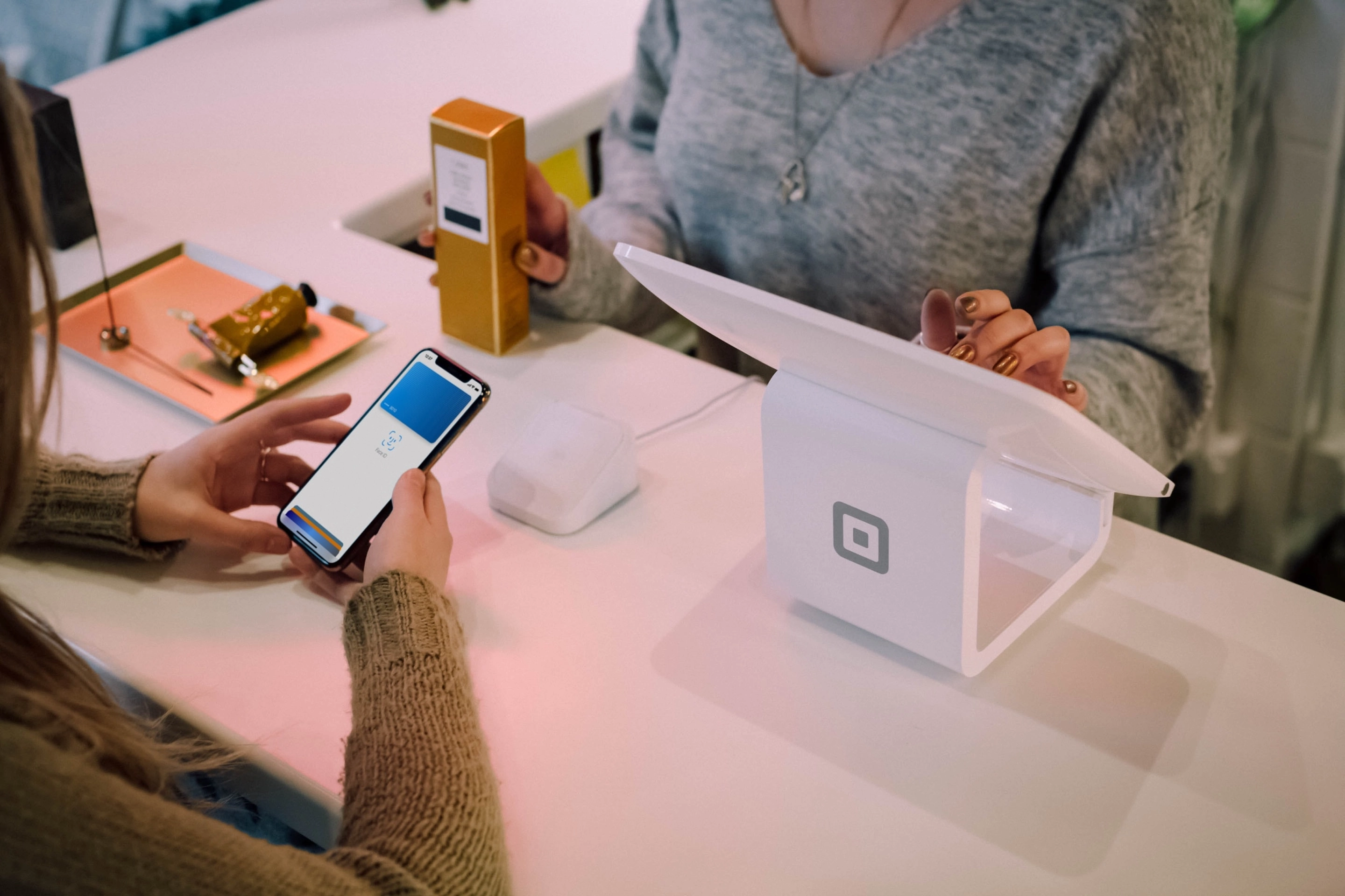 A payment with Apple Wallet
