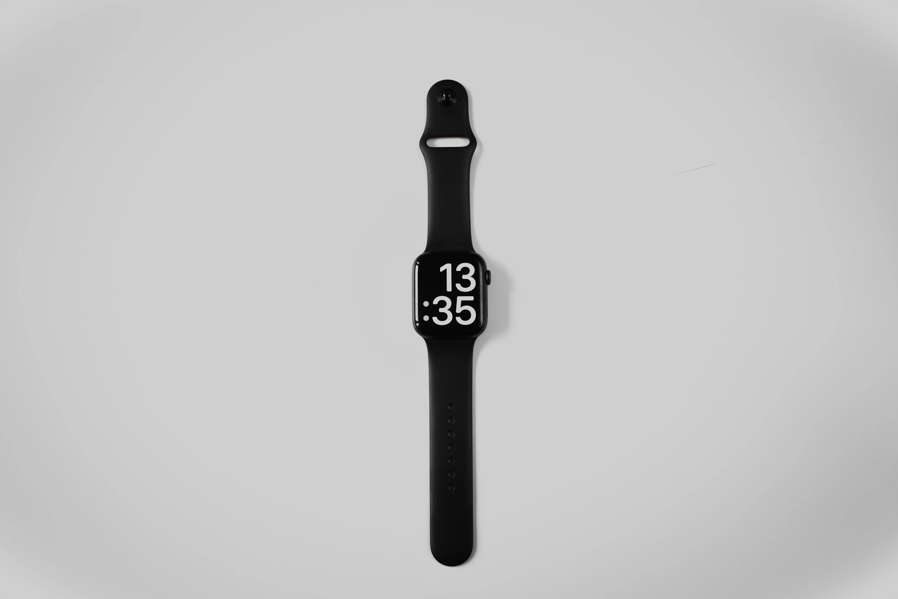 Digital products including LED projectors and smartwatches
